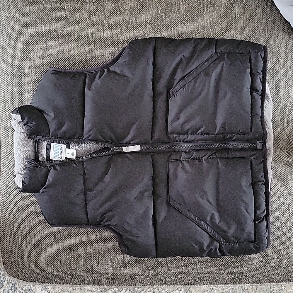 Old Navy Black Vest 6/7